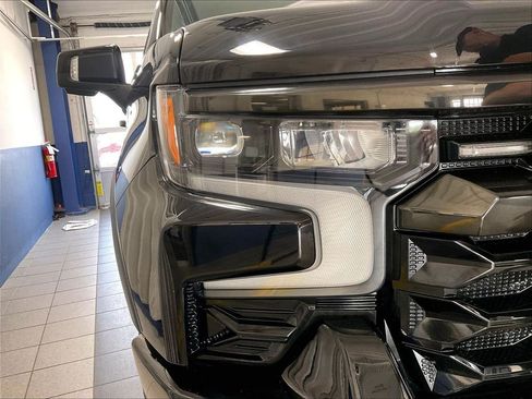 Used 2022 Chevrolet Silverado 1500 ZR2 w/ Technology Package AWD/4WD image 34