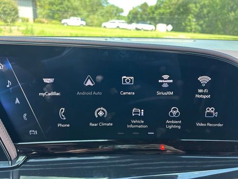 Used 2023 Cadillac Escalade V w/ LPO, ONYX Package AWD/4WD image 32