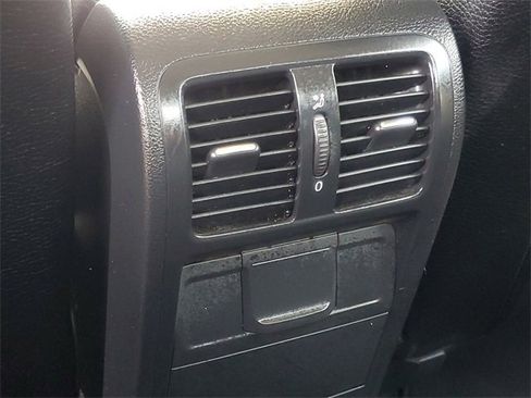 Used 2010 Volkswagen CC Sport image 28