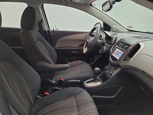 Used 2016 Chevrolet Sonic LT FWD image 21