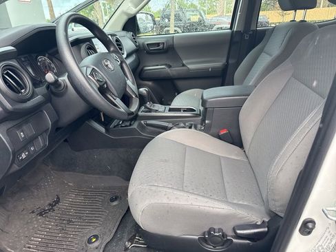 Used 2023 Toyota Tacoma SR AWD/4WD image 5