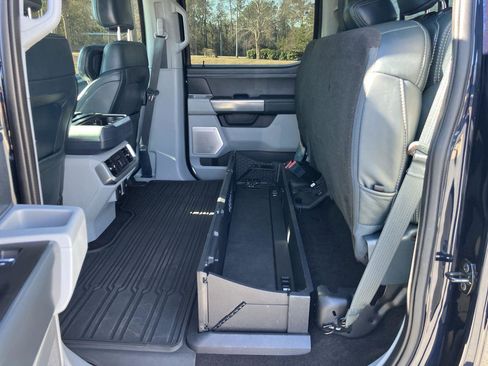 Used 2022 Ford F150 Limited image 31