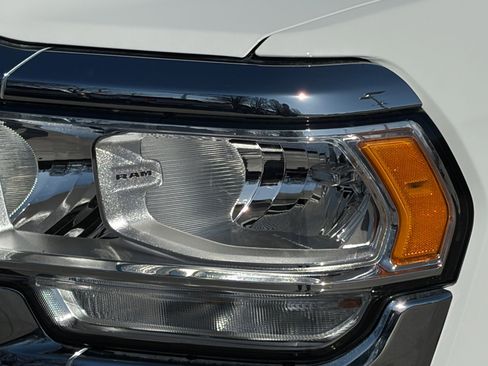 Used 2024 RAM 5500 Tradesman w/ Chrome Appearance Group image 9