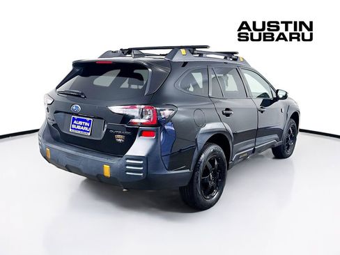 Used 2022 Subaru Outback Wilderness image 7