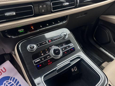 Certified 2023 Lincoln Nautilus FWD w/ Premium Package image 22