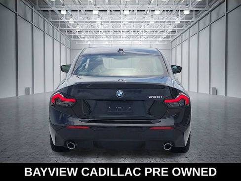 Used 2025 BMW 230i Coupe w/ Convenience Package RWD image 4