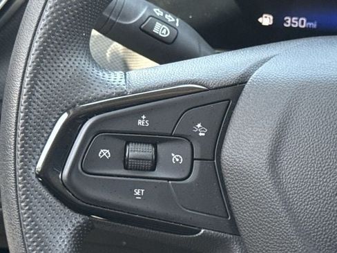 Used 2025 Chevrolet TrailBlazer LT FWD image 14