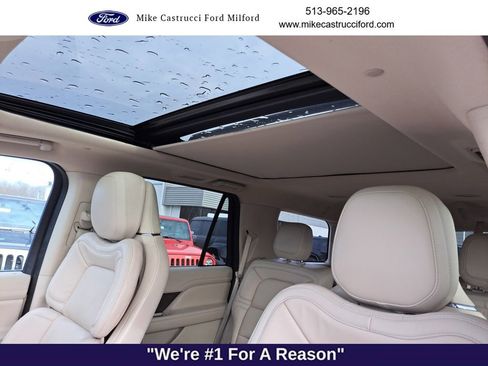 Used 2020 Lincoln Navigator Reserve image 24