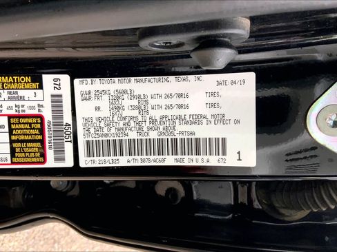 Used 2019 Toyota Tacoma TRD Pro AWD/4WD image 33