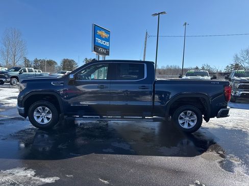 Used 2023 GMC Sierra 1500 SLE w/ Snow Plow Prep Package image 7