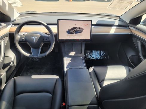 Used 2023 Tesla Model 3 Standard Range RWD image 13