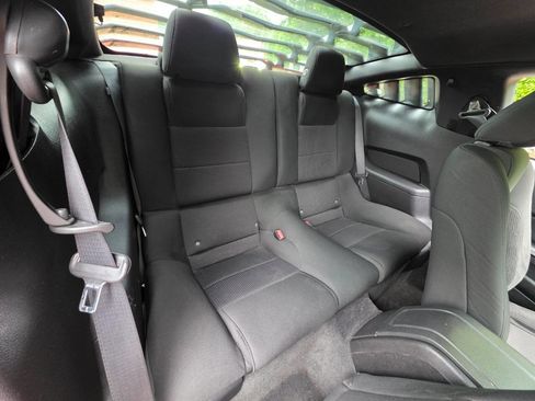 Used 2011 Ford Mustang GT RWD image 30