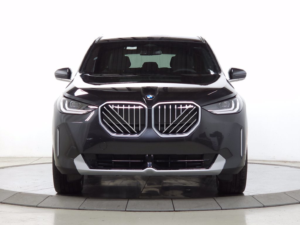 Used 2026 BMW X3 xDrive30i w/ Premium Package AWD/4WD image 2