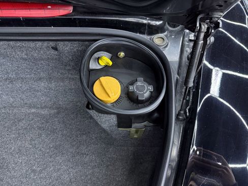 Used 1998 Porsche Boxster image 22