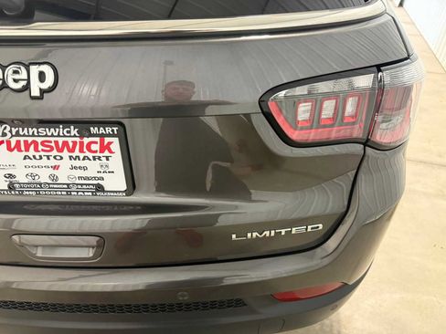 Used 2023 Jeep Compass Limited AWD/4WD image 18