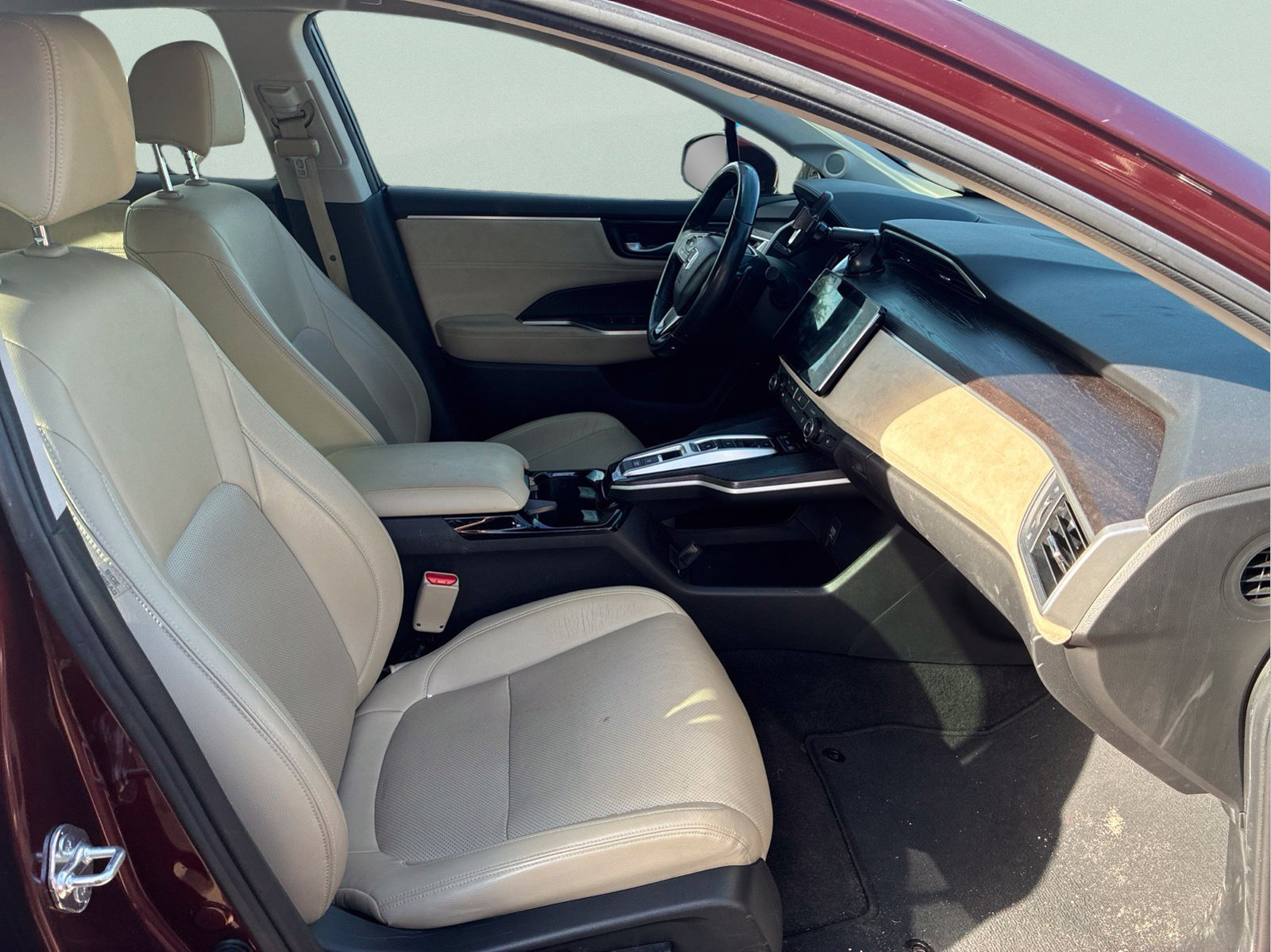 Used 2018 Honda Clarity Touring image 12
