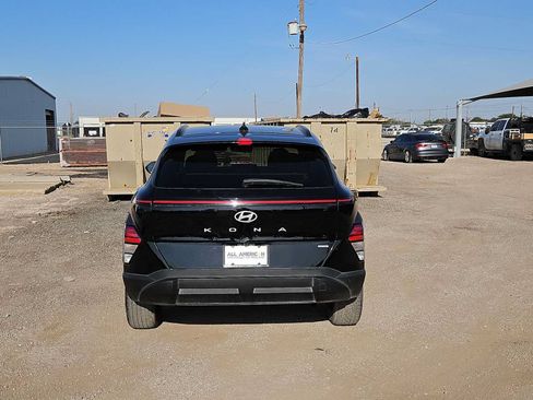 Used 2024 Hyundai Kona SEL AWD/4WD image 7