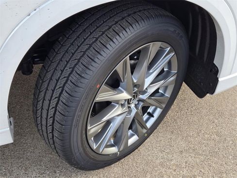 New 2025 MAZDA CX-5 AWD 2.5 S w/ Premium Plus Pkg image 4