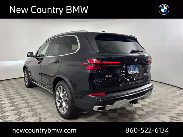 Certified 2026 BMW X5 xDrive40i w/ Climate Comfort Package AWD/4WD image 5