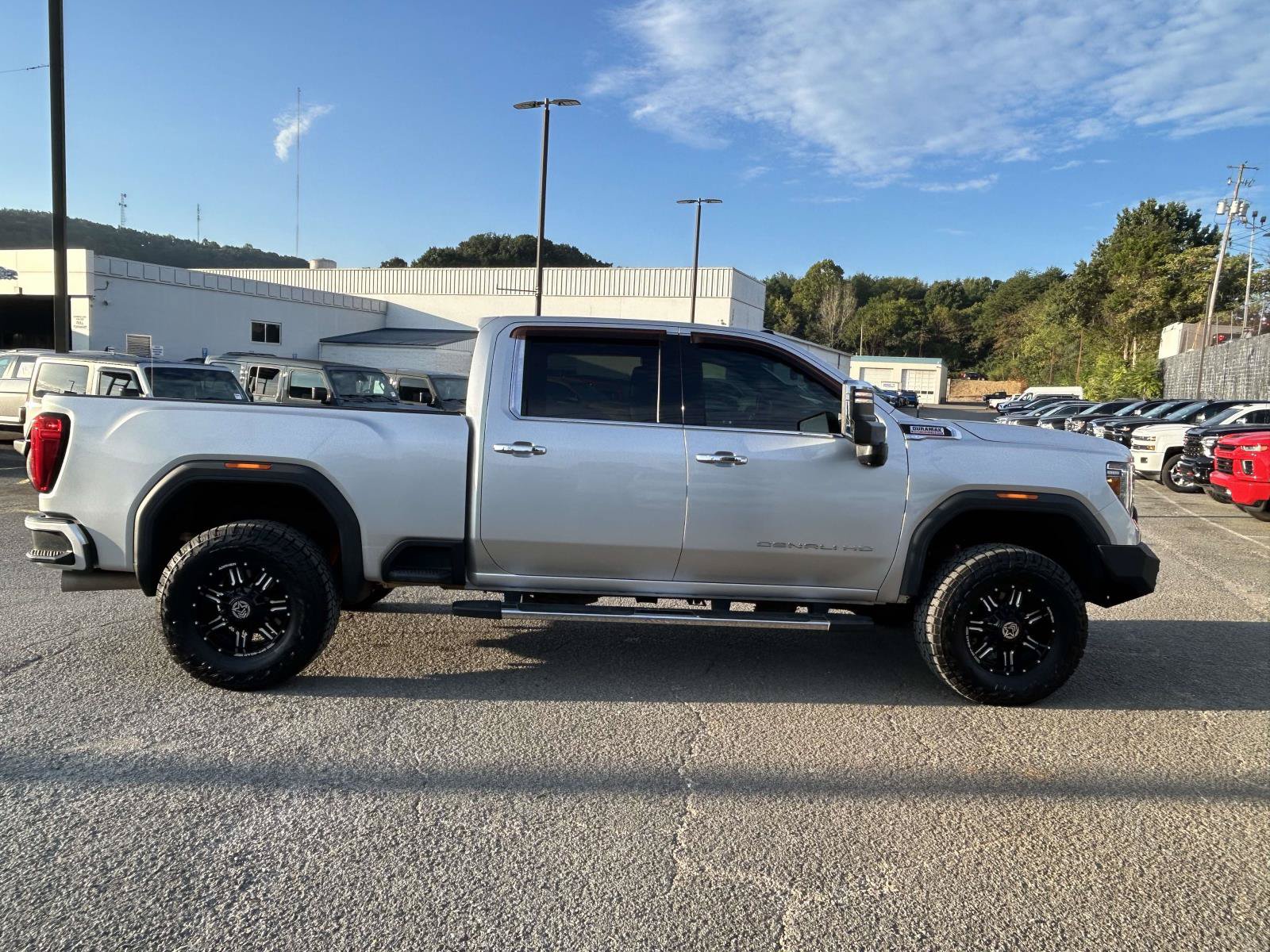 Used 2020 GMC Sierra 2500 Denali w/ Denali Ultimate Package AWD/4WD image 8