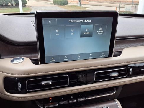 Certified 2022 Lincoln Aviator Reserve w/ Class IV Trailer Tow Package image 22