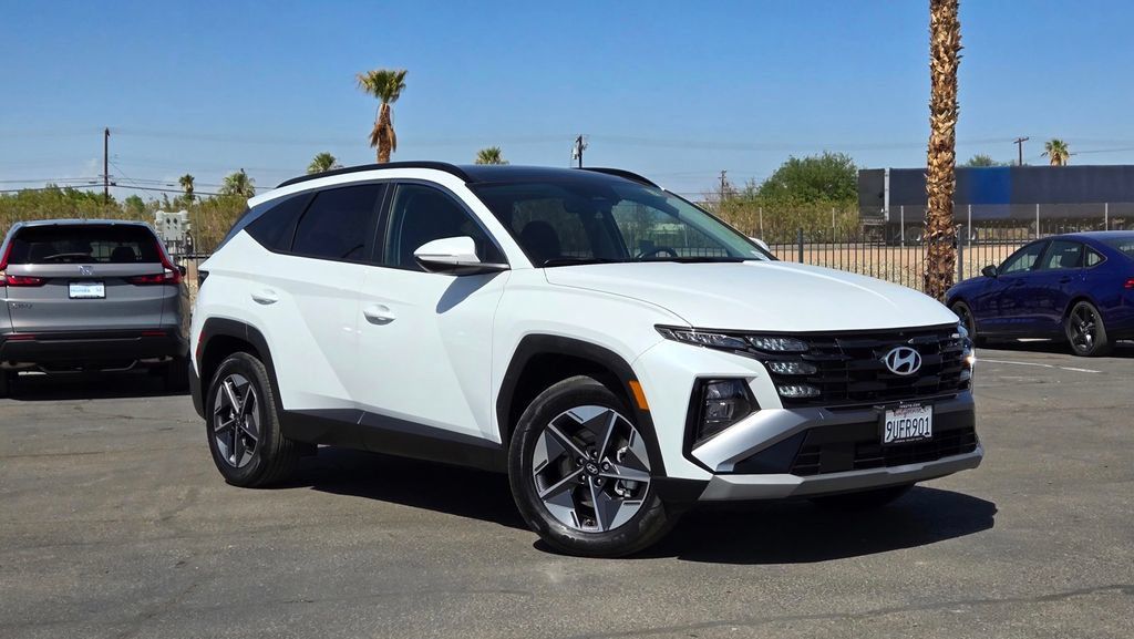 Used 2025 Hyundai Tucson SEL AWD/4WD image 1