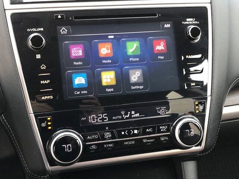 Used 2018 Subaru Outback 2.5i Touring image 14