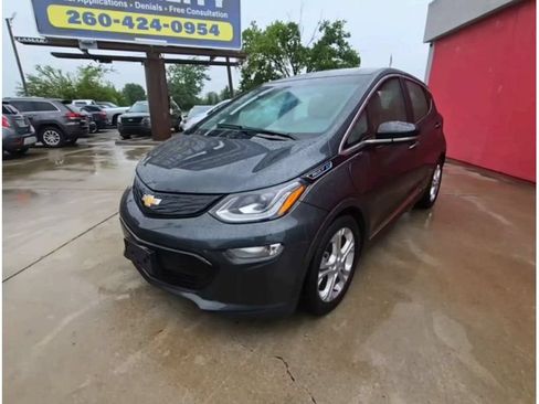 Used 2020 Chevrolet Bolt LT FWD image 1