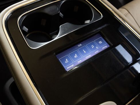 Used 2022 Lincoln Navigator L Reserve AWD/4WD image 27