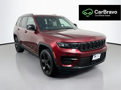 Used 2022 Jeep Grand Cherokee Altitude