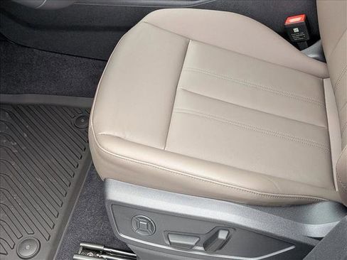 New 2025 Audi Q5 Premium Plus image 4