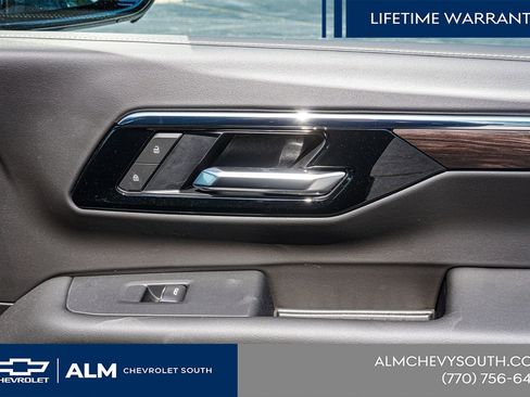 New 2026 Chevrolet Suburban Premier RWD image 48