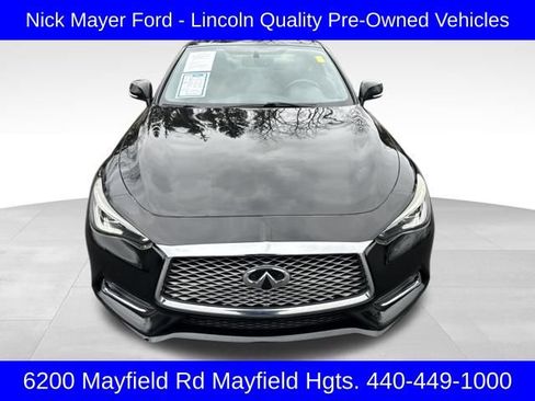 Used 2017 INFINITI Q60 Red Sport 400 image 2