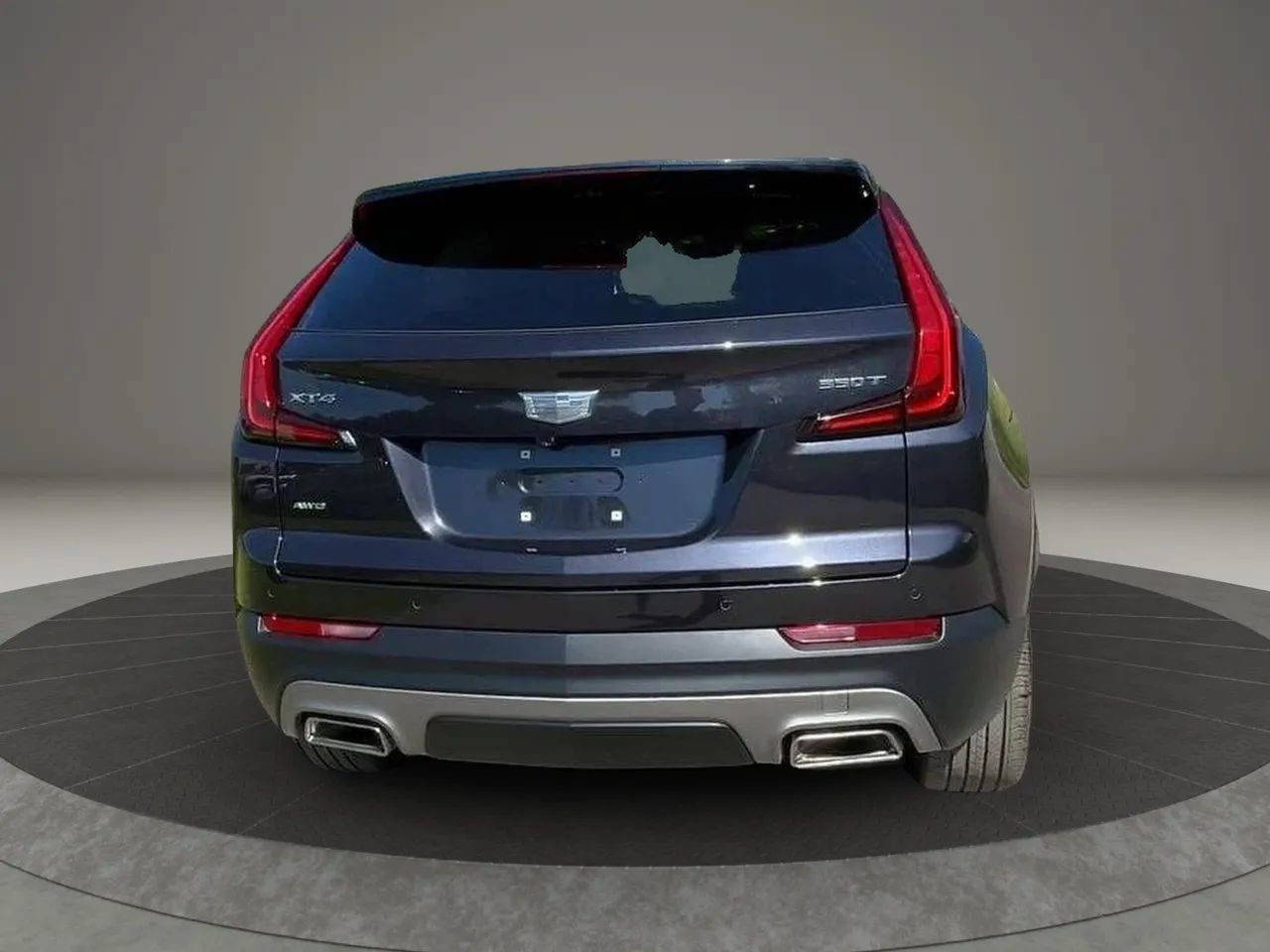 Used 2022 Cadillac XT4 Premium Luxury w/ LPO, Radiant Package AWD/4WD image 3