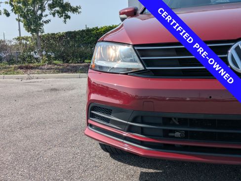 Used 2017 Volkswagen Jetta SE FWD image 10