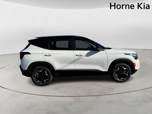 New 2026 Kia Seltos S image 3