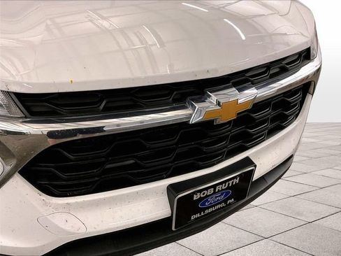 Used 2024 Chevrolet Trax LS FWD image 29
