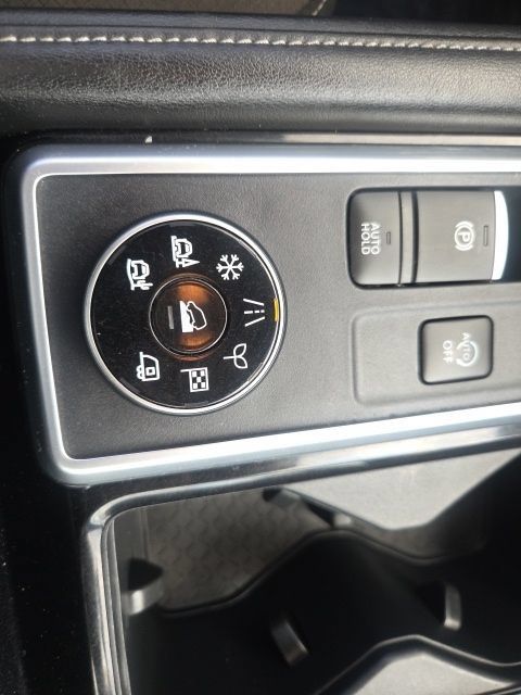 Used 2023 Nissan Pathfinder SL w/ SL Premium Package AWD/4WD image 19