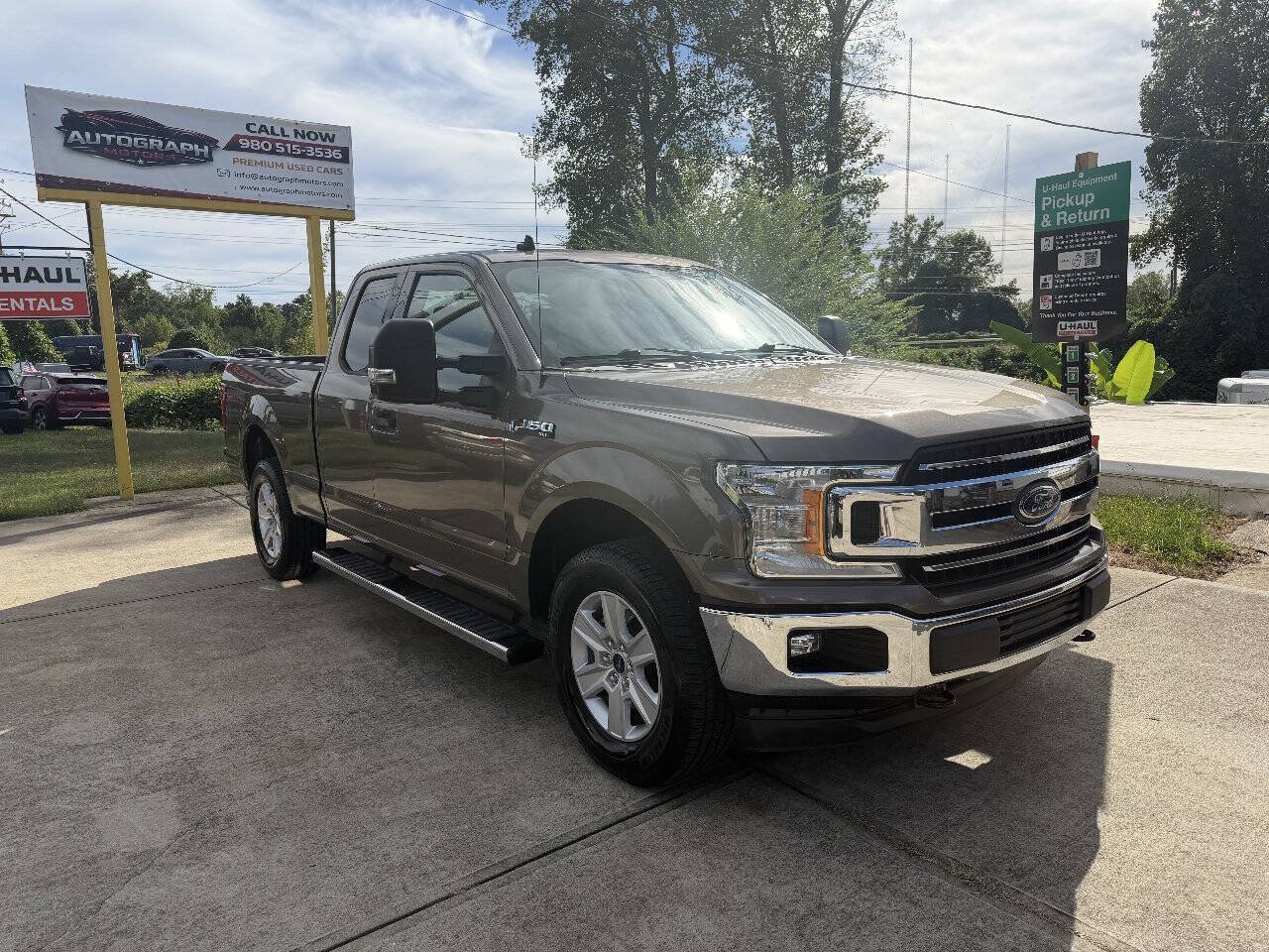 Used 2019 Ford F150 XLT w/ Trailer Tow Package AWD/4WD image 3