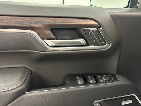 New 2026 GMC Sierra 1500 SLT image 22