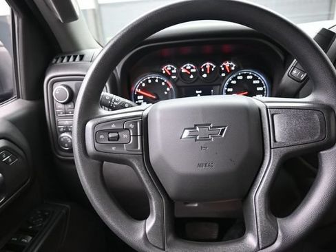 Used 2025 Chevrolet Silverado 1500 Custom Trail Boss AWD/4WD image 8