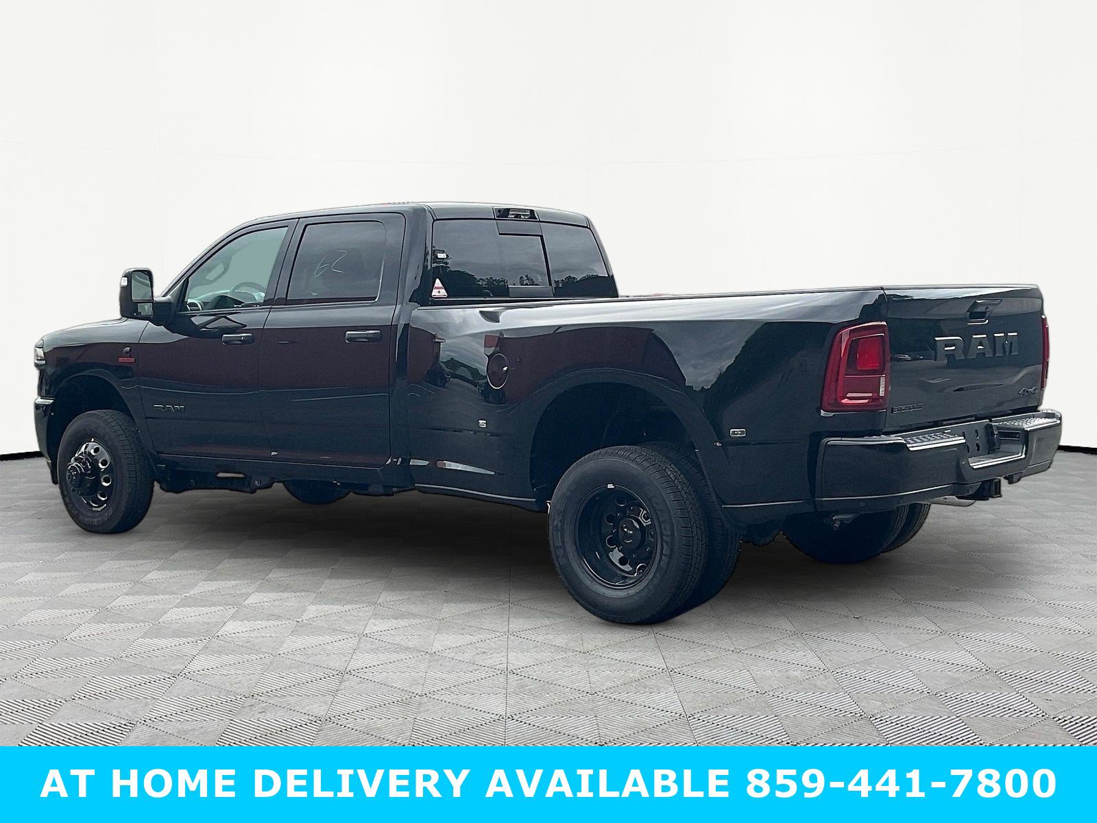 New 2026 RAM 3500 Big Horn AWD/4WD image 4
