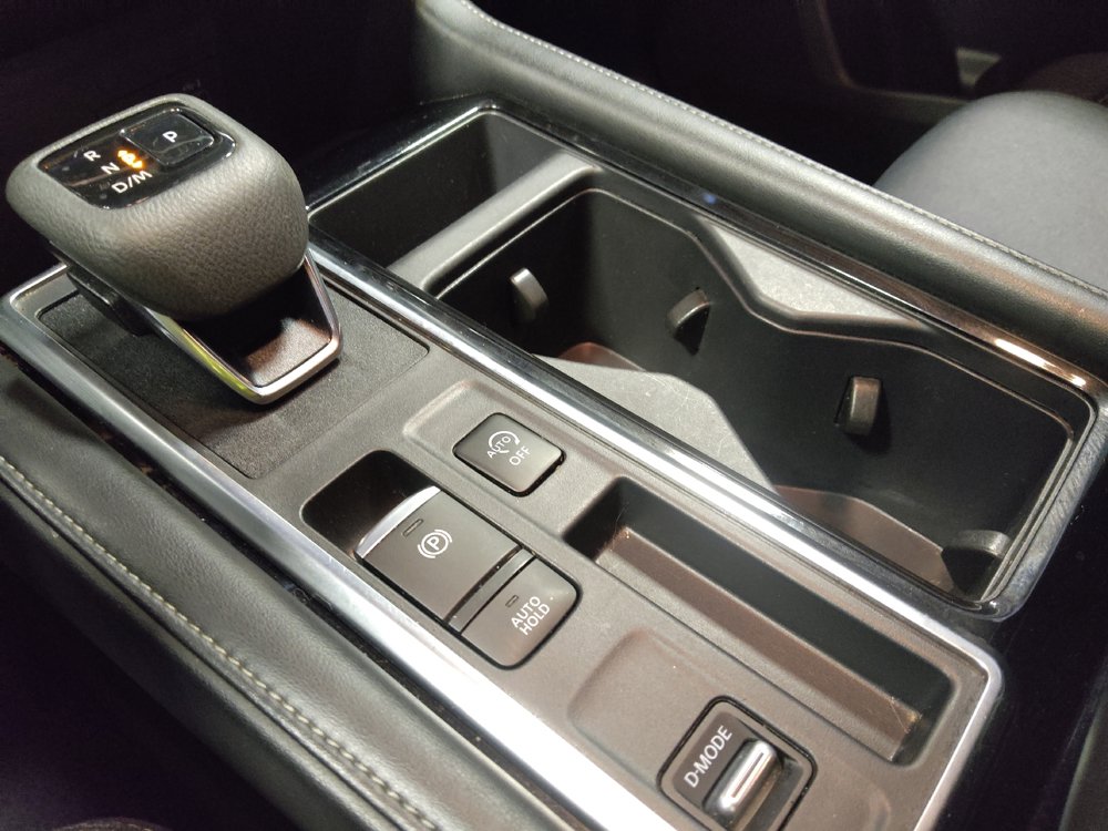 Used 2024 Nissan Pathfinder SV FWD image 26