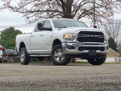 Used 2022 RAM 2500 Big Horn AWD/4WD image 1