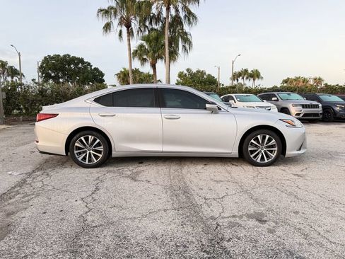 Used 2020 Lexus ES 350 w/ Accessory Package 2 FWD image 4