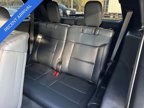 Certified 2025 Ford Explorer ST-Line w/ Premium Package image 31