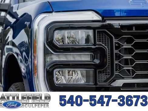 New 2026 Ford F250 Lariat w/ Black Appearance Package image 10