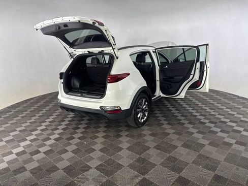 Certified 2022 Kia Sportage Nightfall Edition w/ Nightfall Fwd Premium Package image 16