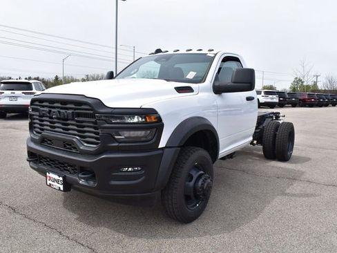 New 2025 RAM 4500 Tradesman image 2