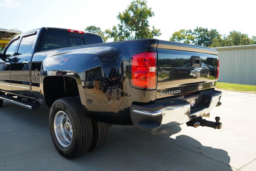 Used 2019 Chevrolet Silverado 3500 LTZ w/ Duramax Plus Package AWD/4WD image 22